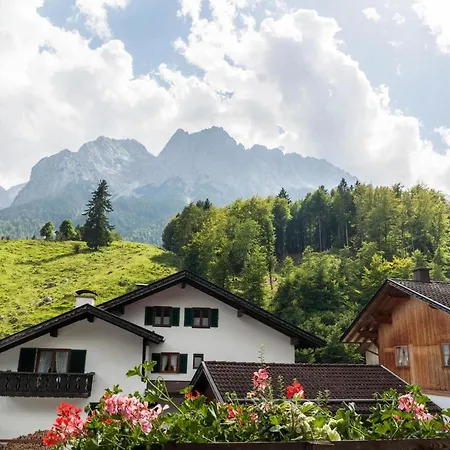 Ferienwohnung Edelweiss Apartment Grainau