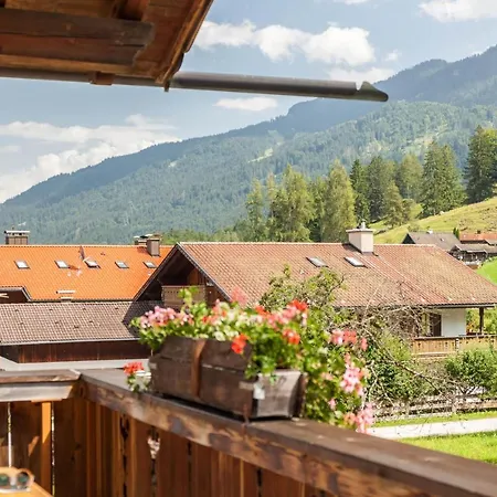Ferienwohnung Edelweiss Apartment Grainau