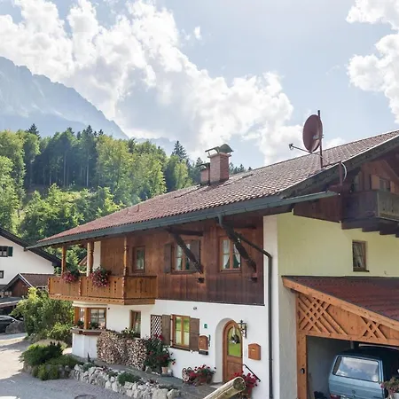 Apartment Ferienwohnung Edelweiß Grainau